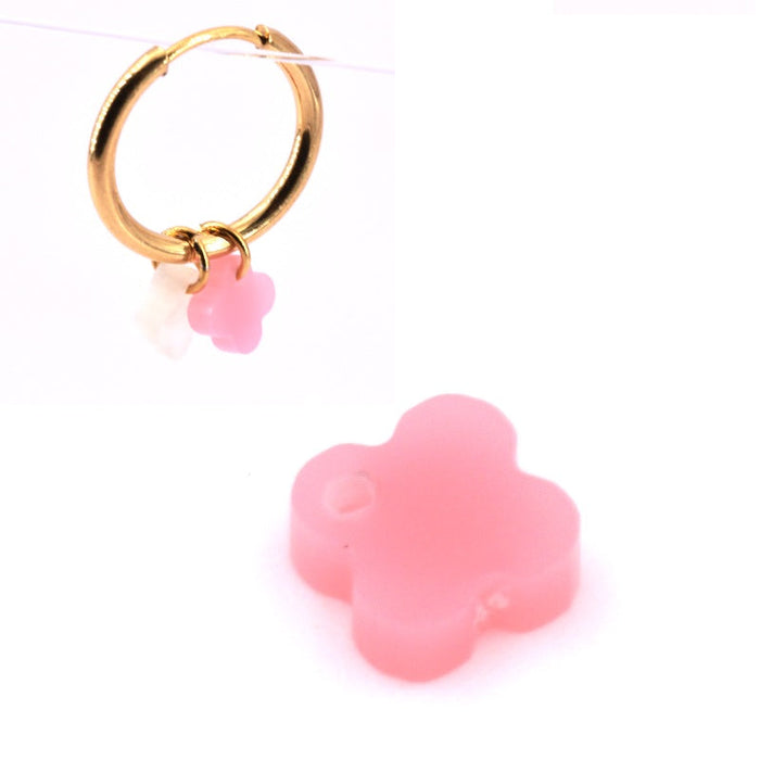 Pink resin pendant clover cross shape 6mm - hole: 0.5mm (1)