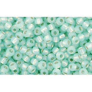 cc2118 - Toho beads 11/0 silver lined milky lt peridot (10g)